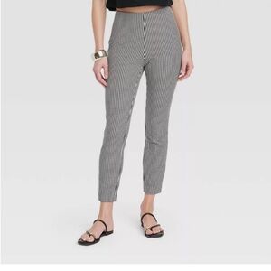 a new day gingham bi-stretch skinny Pants size 8